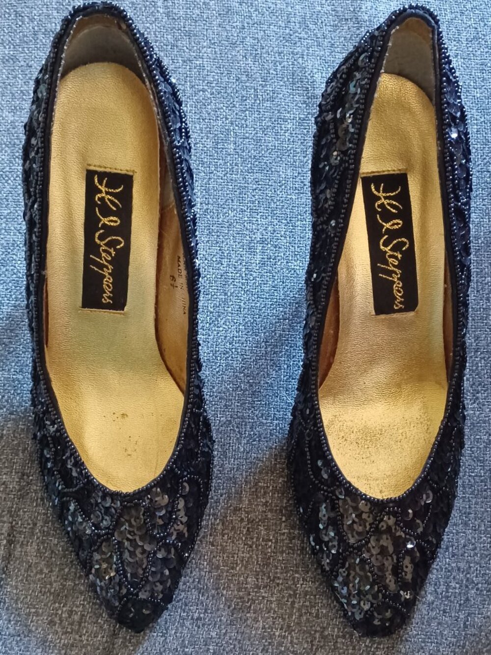 Women's H L Steppers Black Bead and Sequined Pumps Shoes Size 6.5 Fancy Dress